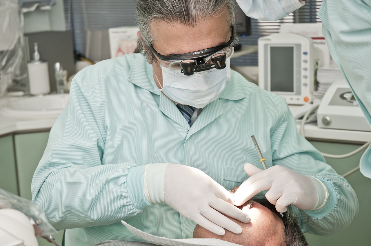Consultez régulièrement un dentiste